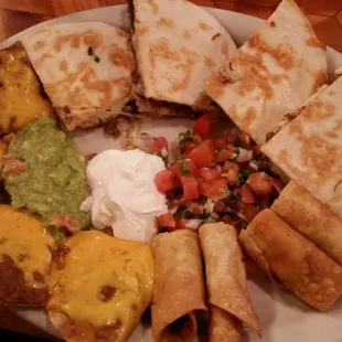 Sampler plate...big...$8.90