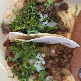 Barbacoa &amp; Tripas Tacos