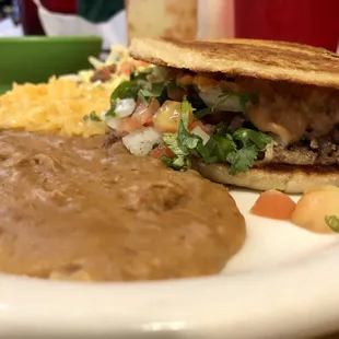 Gorditas Plate de Asada