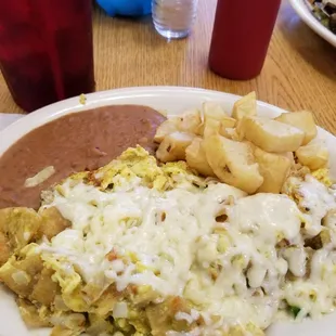 This is the chilaqillas. Yum.