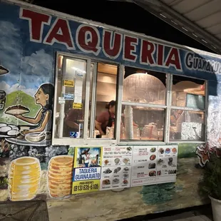 outside, tacos