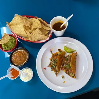 Chips & Salsa