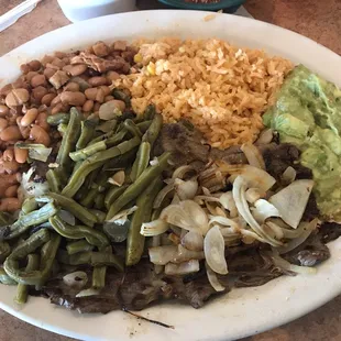 Jalisciense plate &amp; I added nopales!!