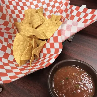 Chips &amp; Salsa