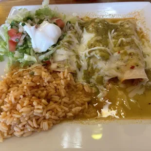 Enchiladas verdes lunch special
