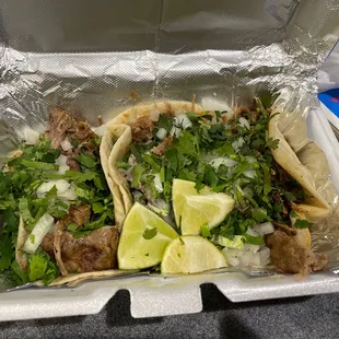 Carnitas tacos