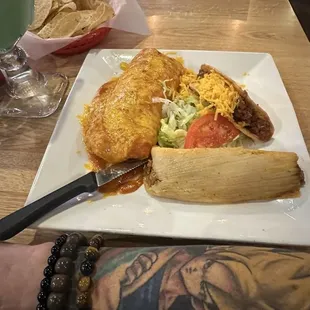 Might not look it.... But this is massive volume food @ normal $$! How do they do it!?