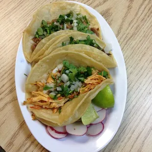 Carnita pollo y asada taco