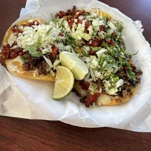 Vampiros de chorizó &amp; asada! Ughhhh so fire lol