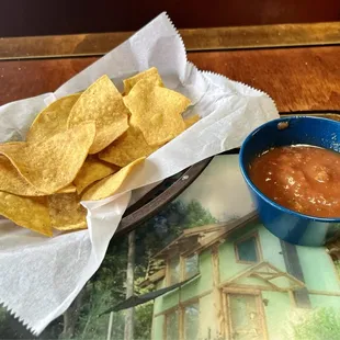 Salsa and chips