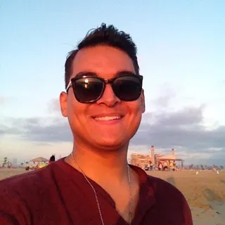Leo T.