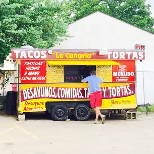 La Canaria, Austin