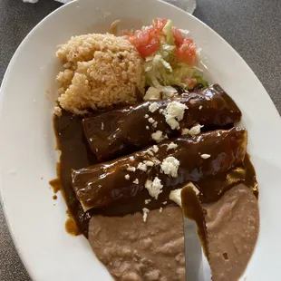 Enmoladas AKA enchiladas de mole.