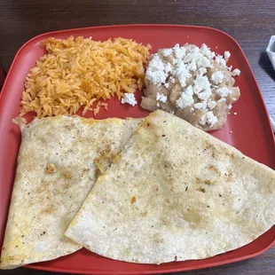Chicken quesadilla rice &amp; beans