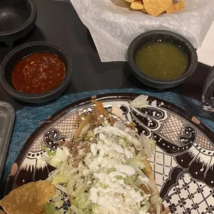 Huarache de carnitas
