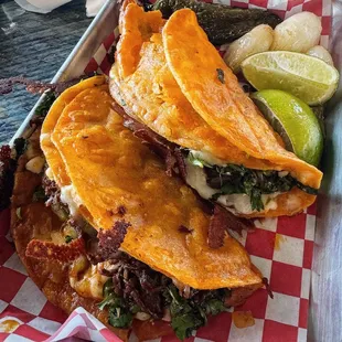 BIRRIA TACOS UP CLOSE