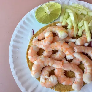 Tostada camarones entero
