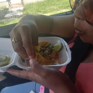 My friend nene 1st taco truck experience