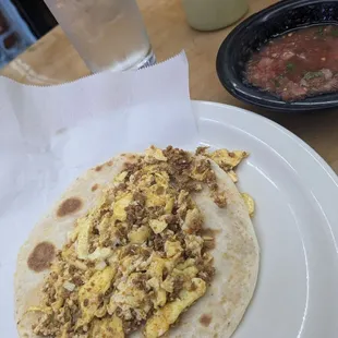 Chorizo and egg on flour