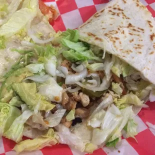 Pollo Quesadilla