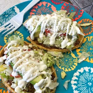 Beef huaraches comes with everything pictured!