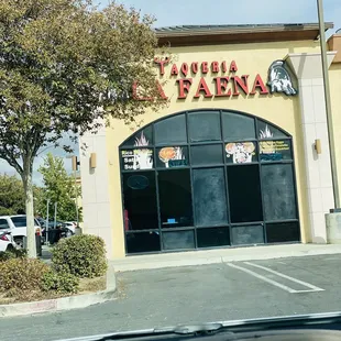 This is side parking in front of restaurant