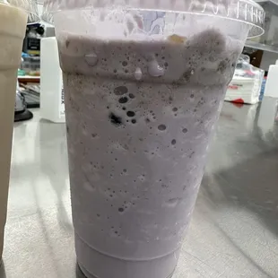 Taro bubble tea