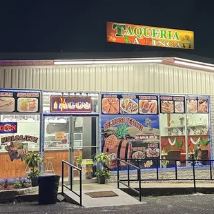 the outside of the restaurant