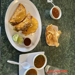 Quesa Birria tacos
