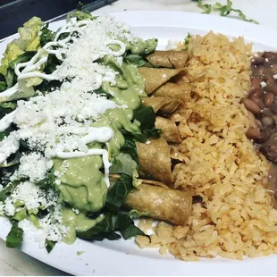 Taquitos dorados