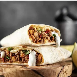 Burritos de asada pastora chorizo pollo?