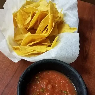 Chips & Salsa