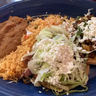 Platillo de Sopes
