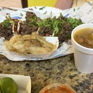 Great tasting tacos w/ bistec.
