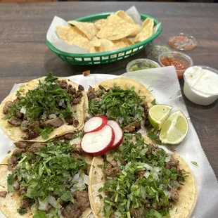Asada Tacos w/everything -No chile