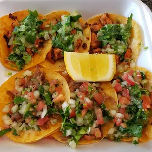 a plate of tacos