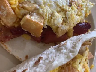 El Manantial Mexican Restaurant