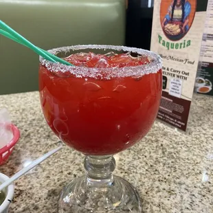 yummy Strawberry Margarita (on the rocks)