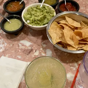 Chips and Salsa Guacamole