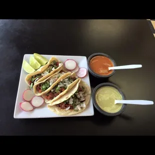 Ven a disfrutar unos ricos tacos! Come and enjoy some delicious tacos!