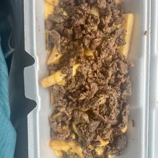 Papas Fritas con carne y queso