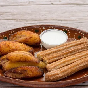 Churros Y Platanos Fritos