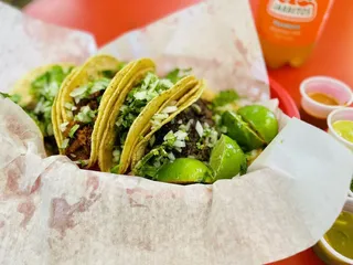 Chero's Taco Shop