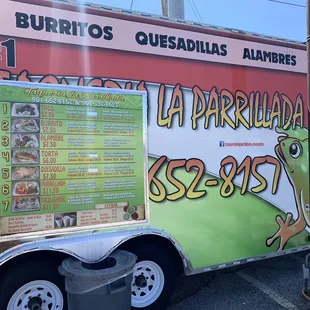 La Parrillada: closed Monday and Tuesdays