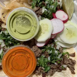 Tacos de carne asada