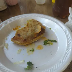 The food was fresh and really good. Handmade tortillas and I got the gordita and it was so delicious! Definitely recommend