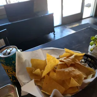 Chips, salsa n an IPA