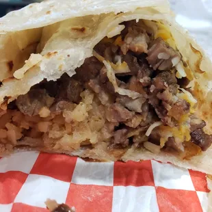 carne asada burrito cut view
