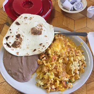a plate of mexican food