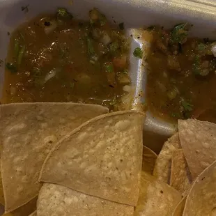 Chips &amp; salsa